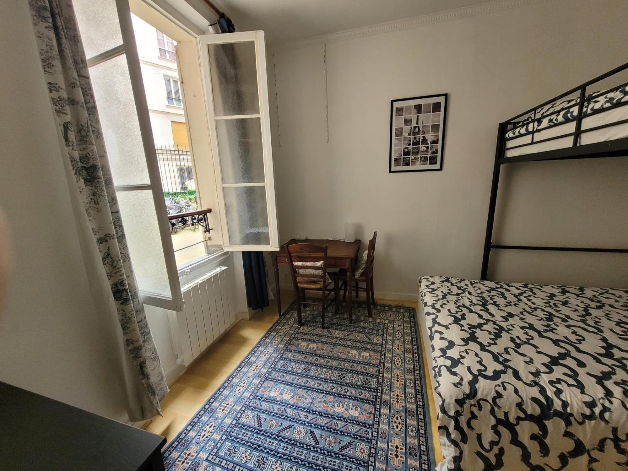 Cozy And Nice Homestay Room - Chambre D'Hote Paris Eksteriør bilde